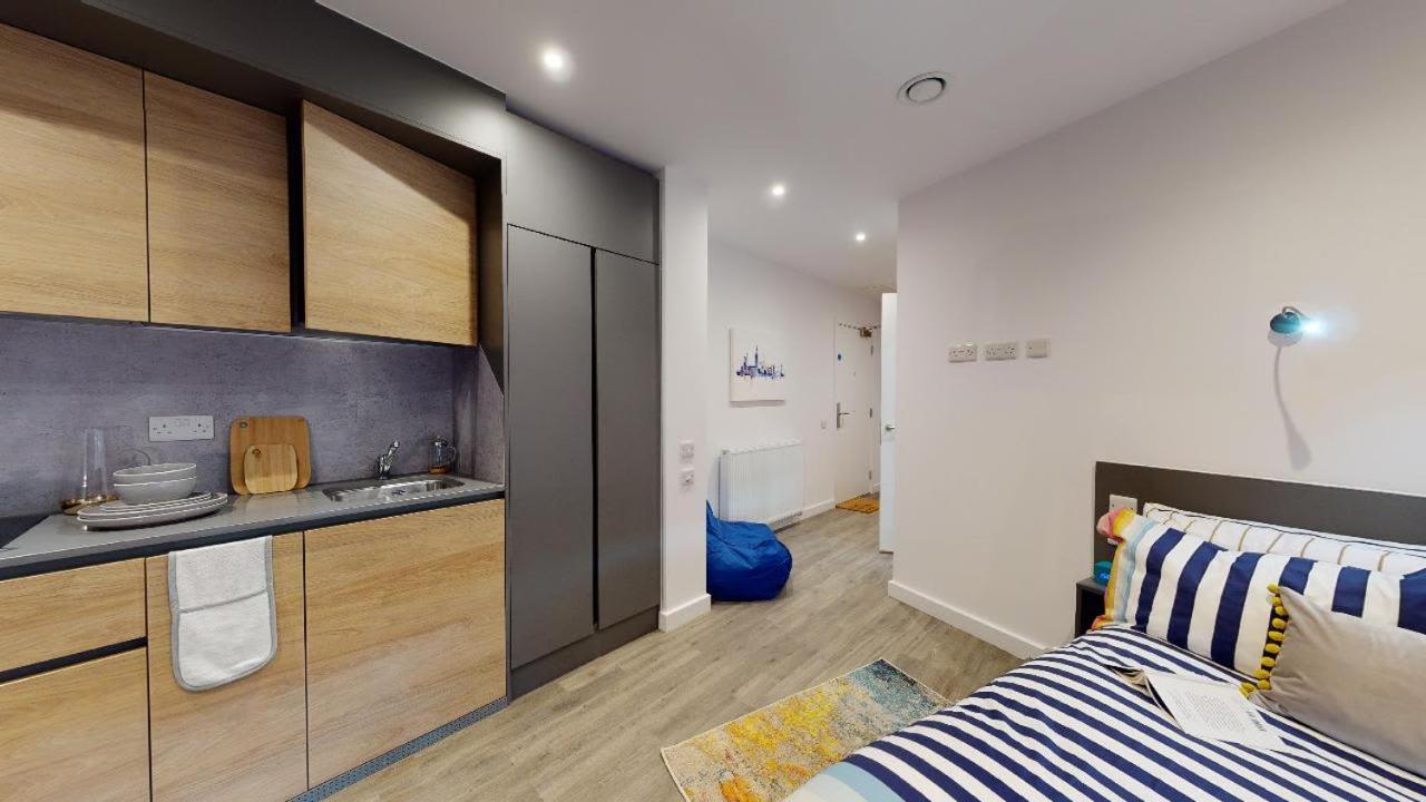 For Students Only Private Bedrooms With Shared Kitchen At Great Court In * Londra