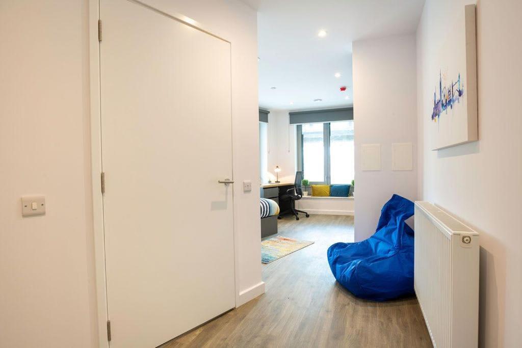 For Students Only Private Bedrooms With Shared Kitchen At Great Court In Londra