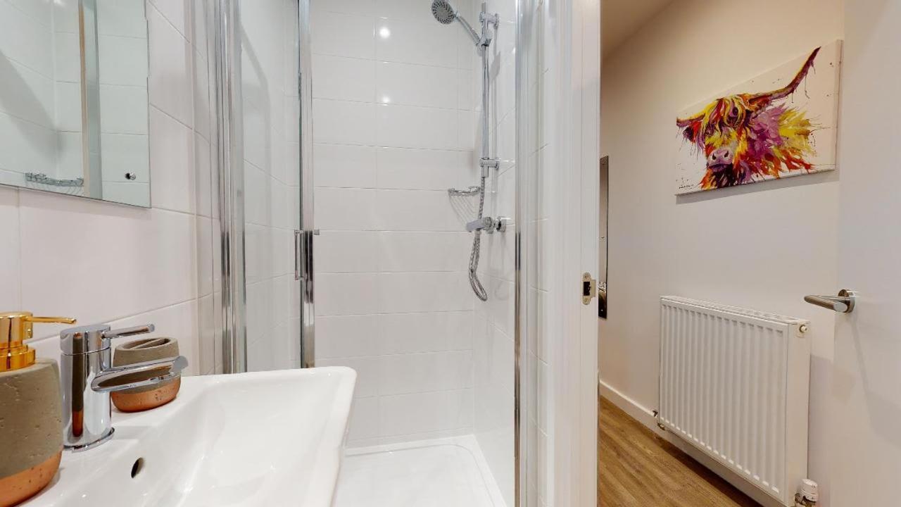 For Students Only Private Bedrooms With Shared Kitchen At Great Court In Appartamento